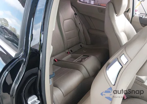 2014 Mercedes-Benz C 250 из США, поврежденный, VIN WDDGJ4HB9EG196288